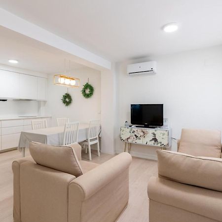 Whitey Aparment In Triana Apartment Seville Luaran gambar