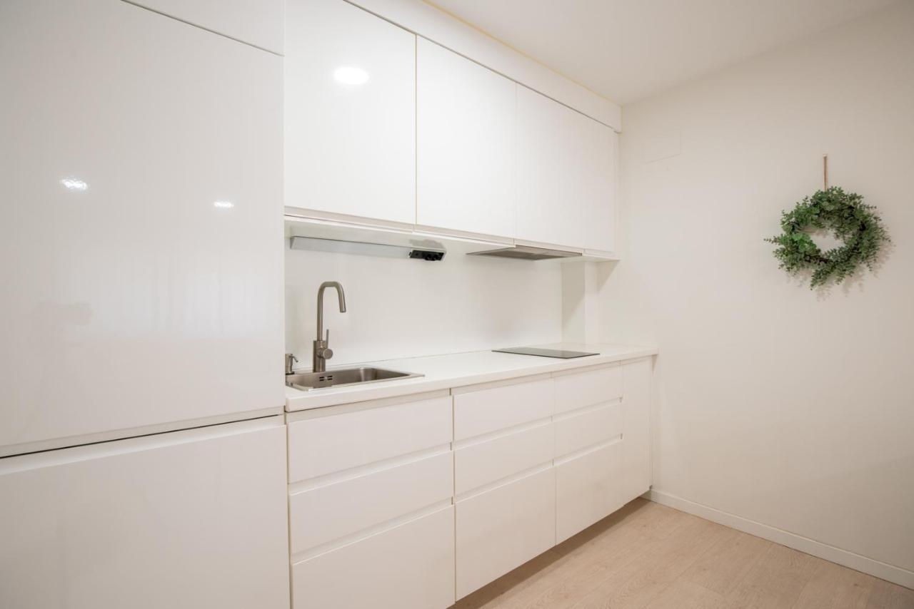 Whitey Aparment In Triana Apartment Seville Luaran gambar