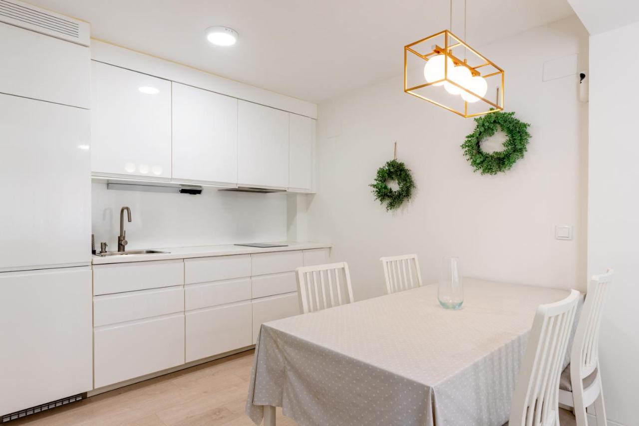 Whitey Aparment In Triana Apartment Seville Luaran gambar